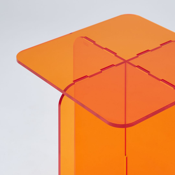 ROMA SQUARE TOP SIDE TABLE | ries
