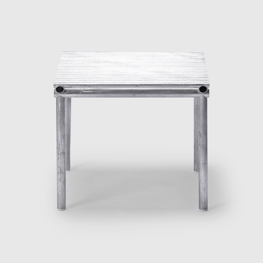 CRUZA STOOL + SIDE TABLE | ries